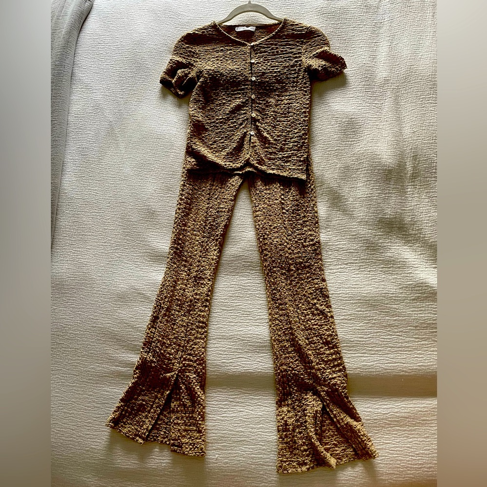 Textured top and bottom set from Mango